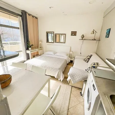 Bezo Apartment